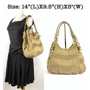 Authentic Coach  Madison Gathered Signature Maggie  New with Tag Unused